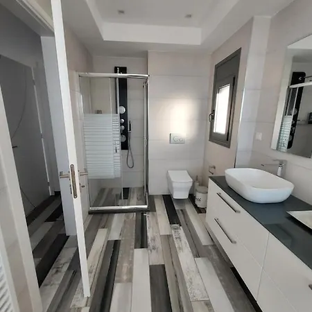 Maria Luxury *