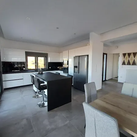 Maria Luxury * Lechaio