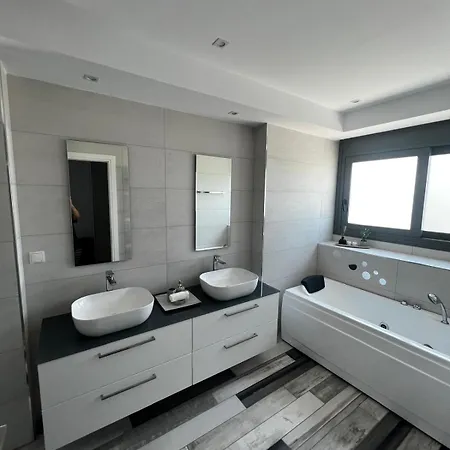 Villa Maria Luxury *