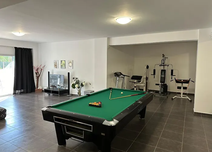 Maria Luxury Villa Lechaio